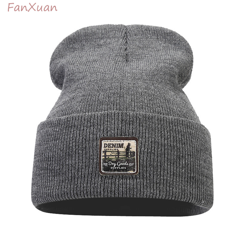 Women'S Fashion Labels - Gorros de malha com etiqueta da