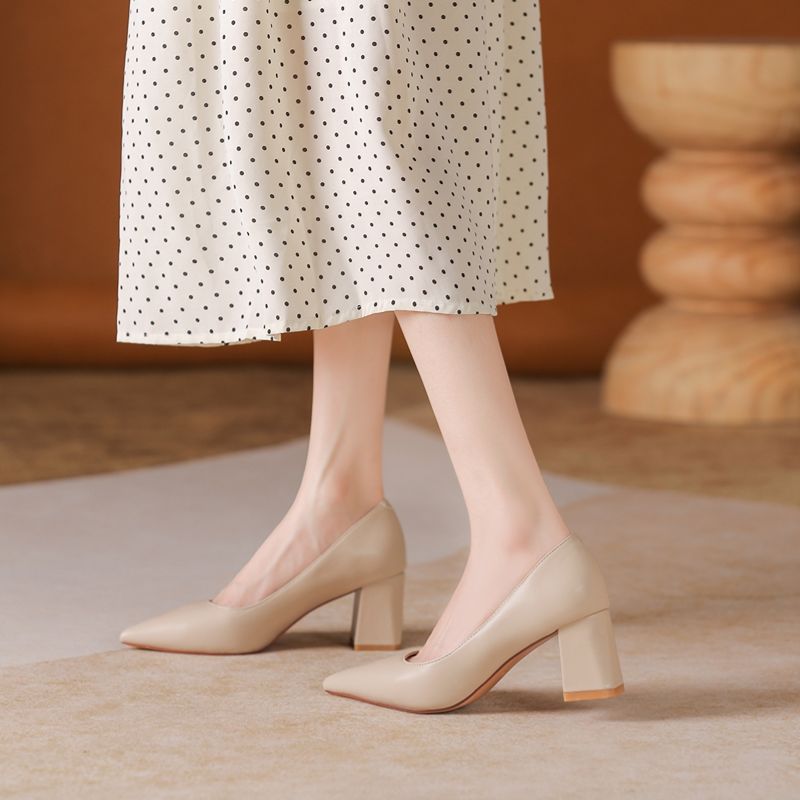 Women Fashion Model - Sapatos de trabalho femininos com salto