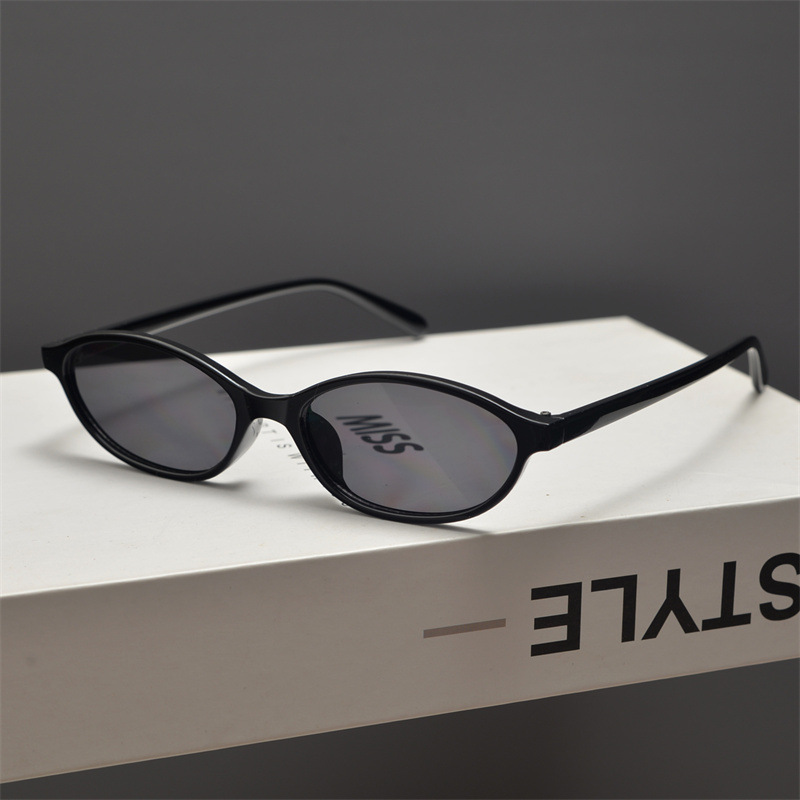 Novos Óculos de Sol Retro Oval - Women'S Fashion Eyeglasses avaliação e preço