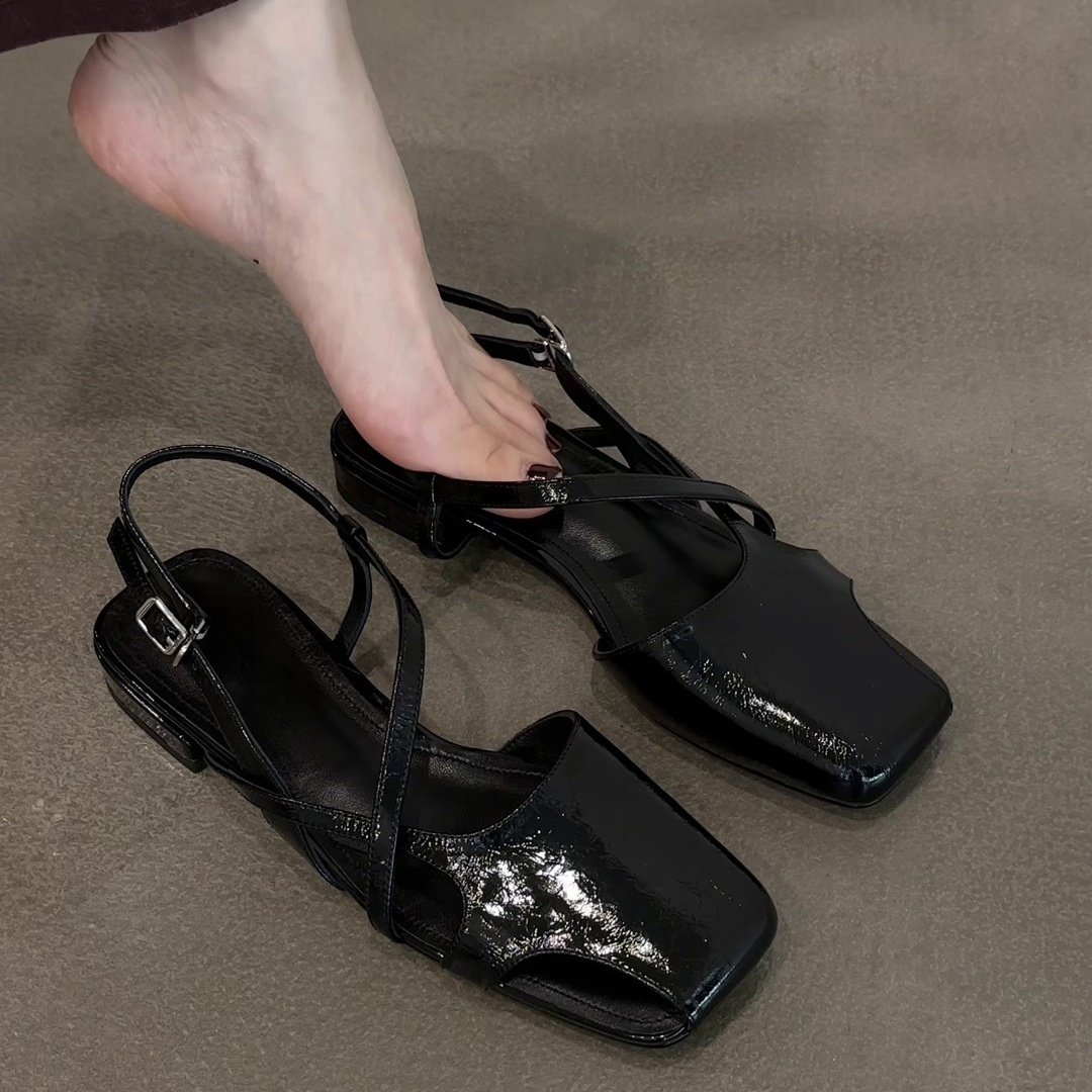 Sandálias de Couro Envernizado - Women Fashion Korean avaliação e preço