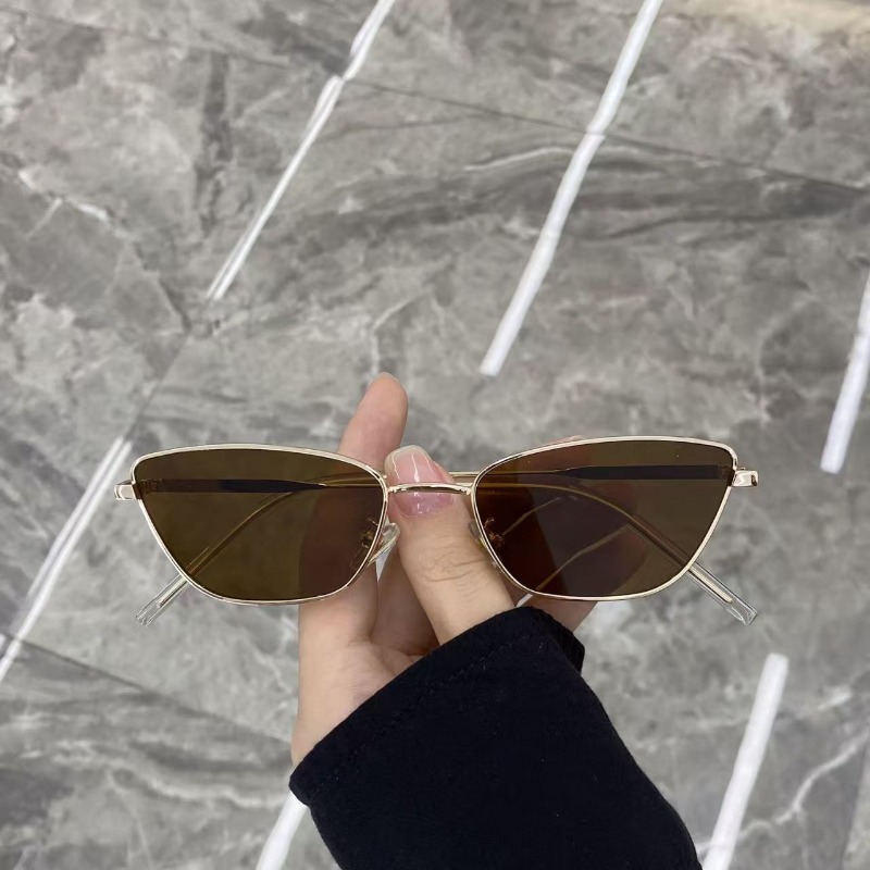 Óculos de Sol Metálicos em For - Women'S Fashion Eyewear avaliação e preço